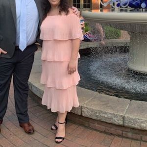 Off the Shoulder Ruffle Midi Dress